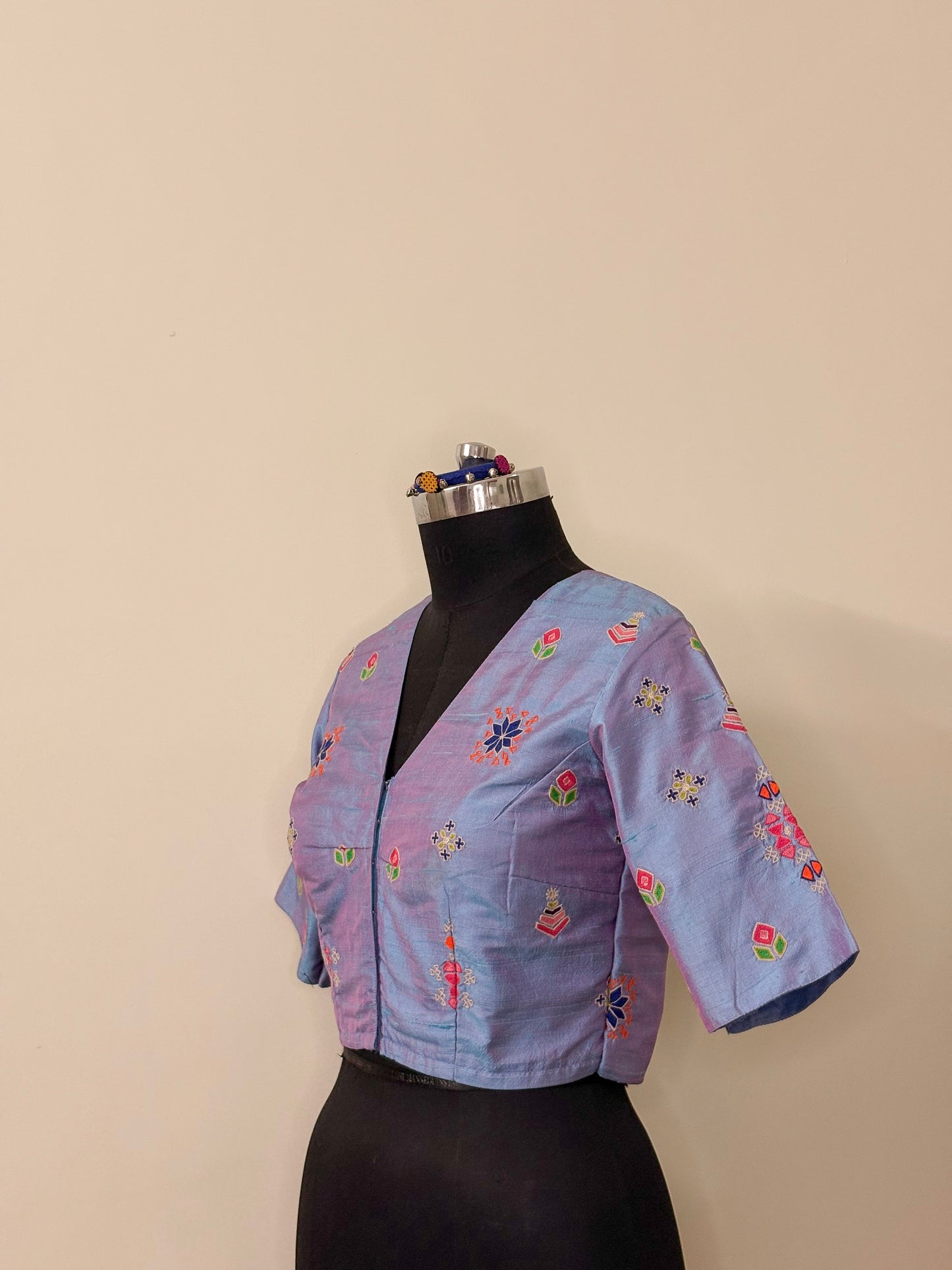 Two-Tone Raw Silk Mochi Bharat Blouse (Semi-Stitched)